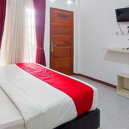 Reddoorz Syariah At Penginapan Eby Padang Екстер'єр фото