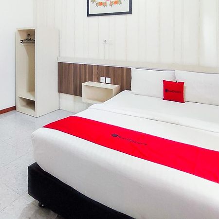 Reddoorz Syariah At Penginapan Eby Padang Екстер'єр фото