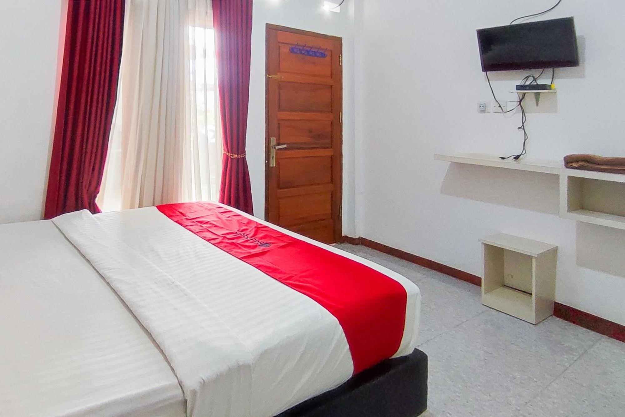 Reddoorz Syariah At Penginapan Eby Padang Екстер'єр фото