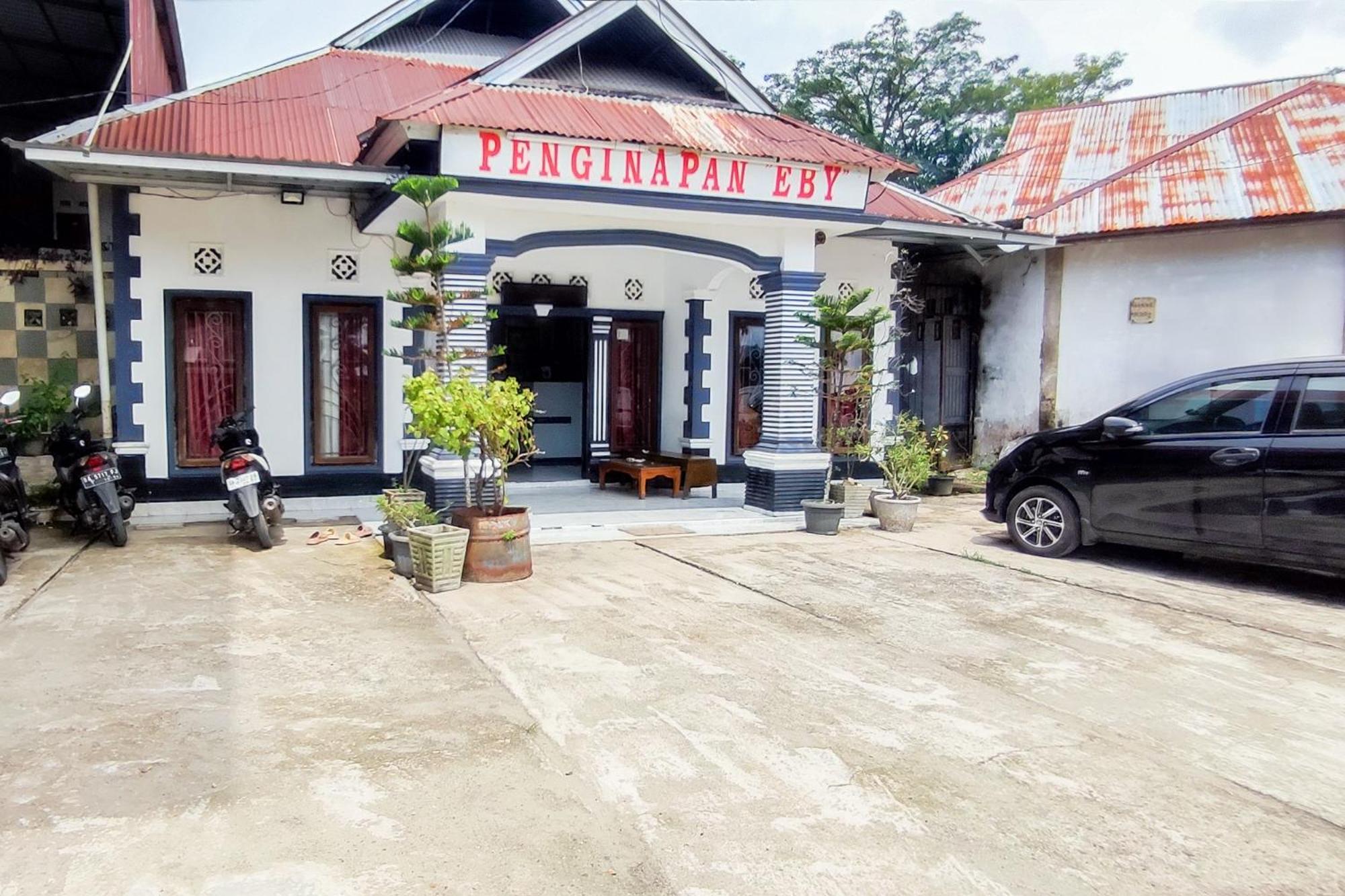 Reddoorz Syariah At Penginapan Eby Padang Екстер'єр фото