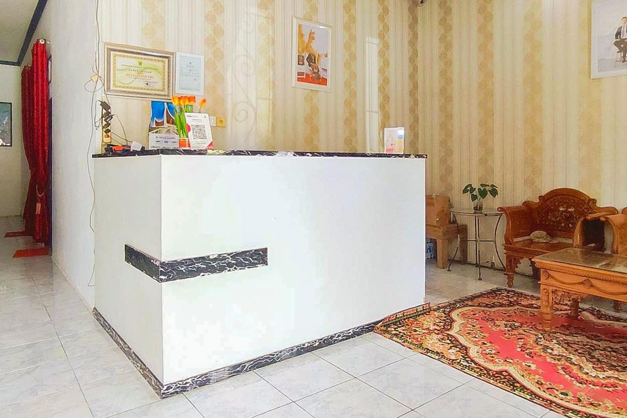 Reddoorz Syariah At Penginapan Eby Padang Екстер'єр фото