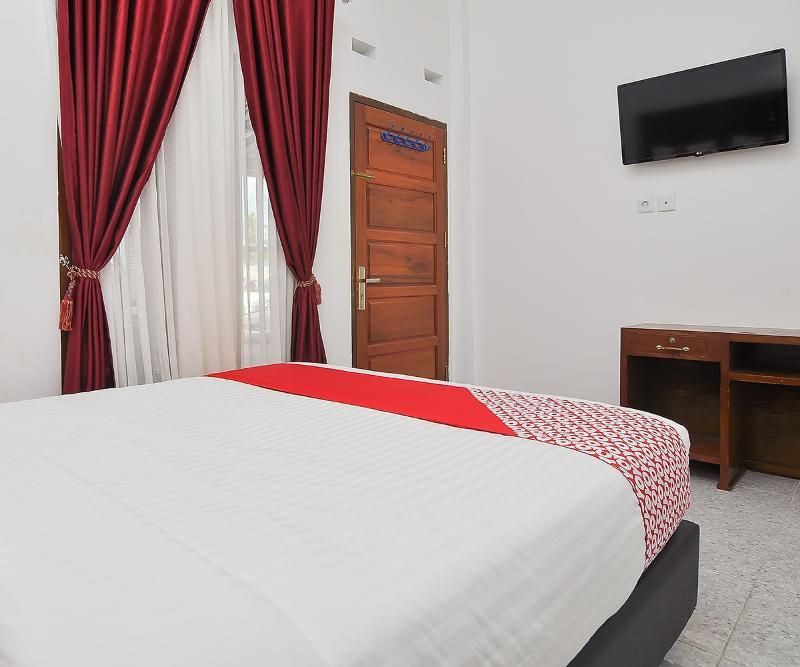 Reddoorz Syariah At Penginapan Eby Padang Екстер'єр фото