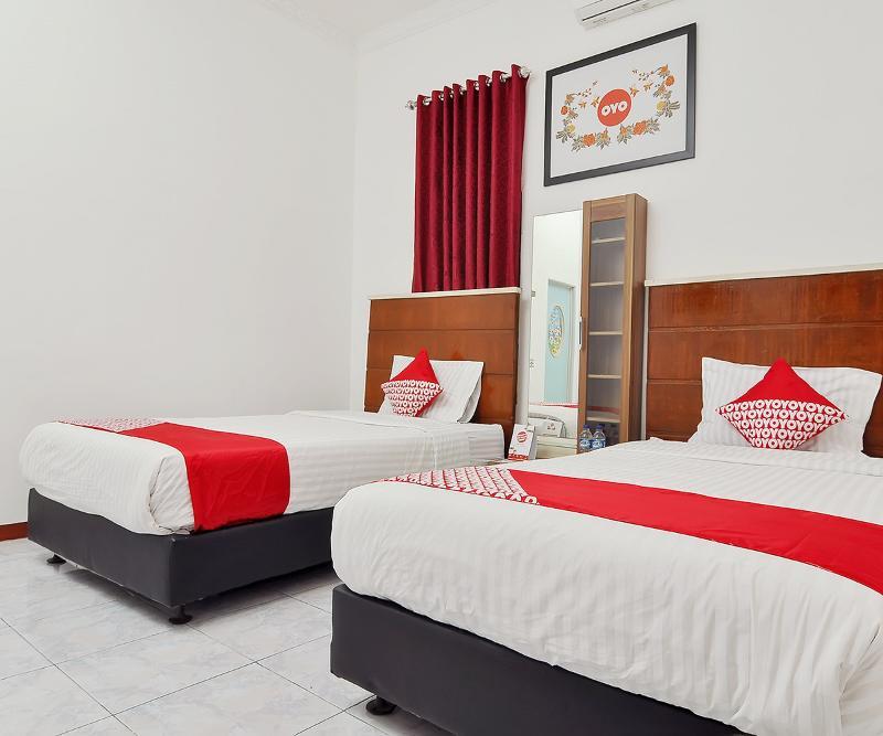 Reddoorz Syariah At Penginapan Eby Padang Екстер'єр фото