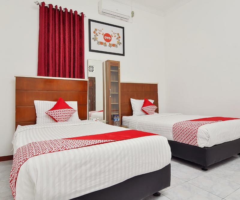 Reddoorz Syariah At Penginapan Eby Padang Екстер'єр фото