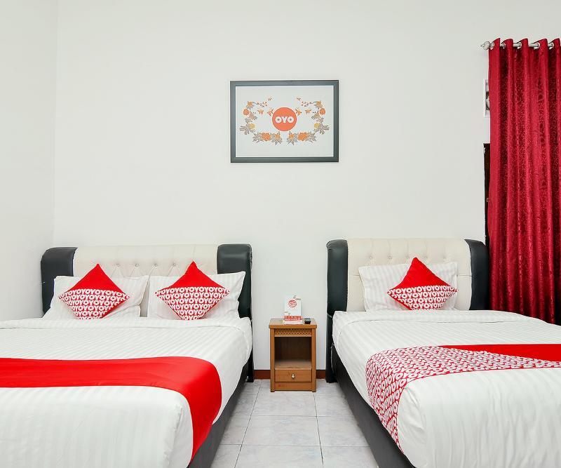 Reddoorz Syariah At Penginapan Eby Padang Екстер'єр фото